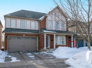 19 Bradbury Cres, Ajax, ON L1T 4H5