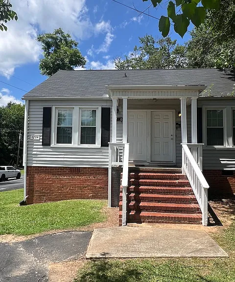1218 Chesterfield Ave #A — Photo 1
