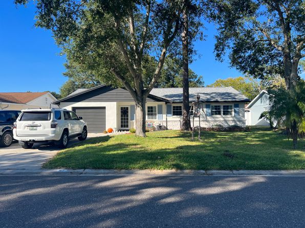 90 Coral Dr