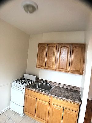 4th image of 667 Ocean Ave APT 3F