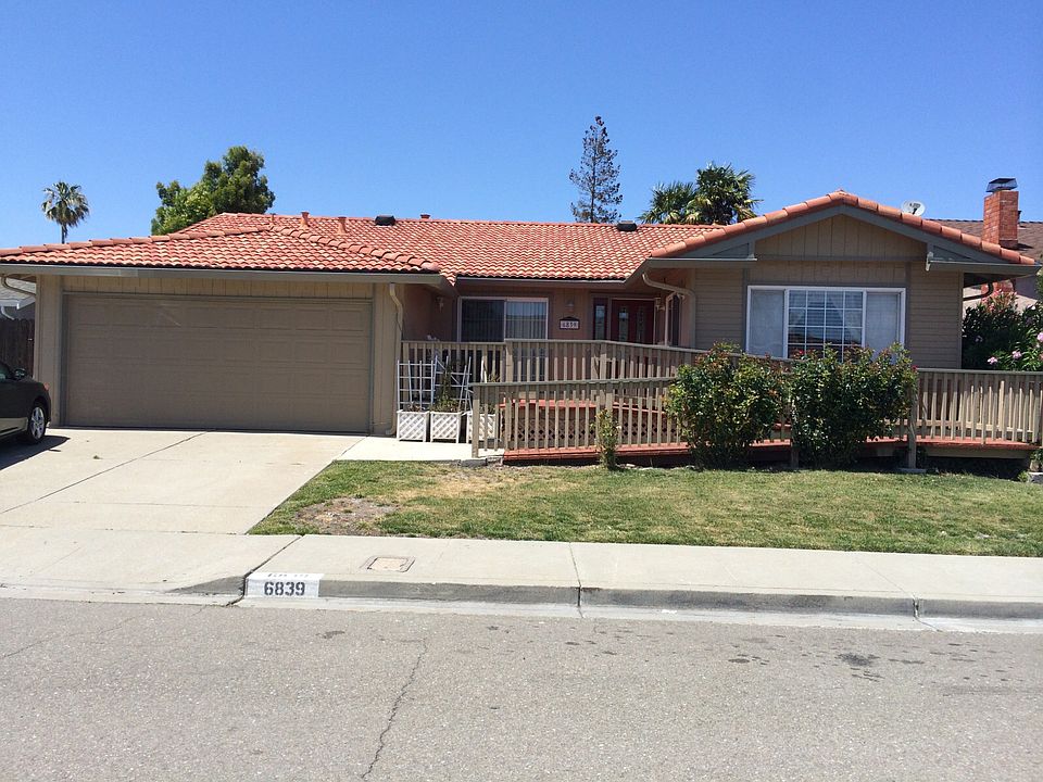 1st image of 6839 Singletree Ct