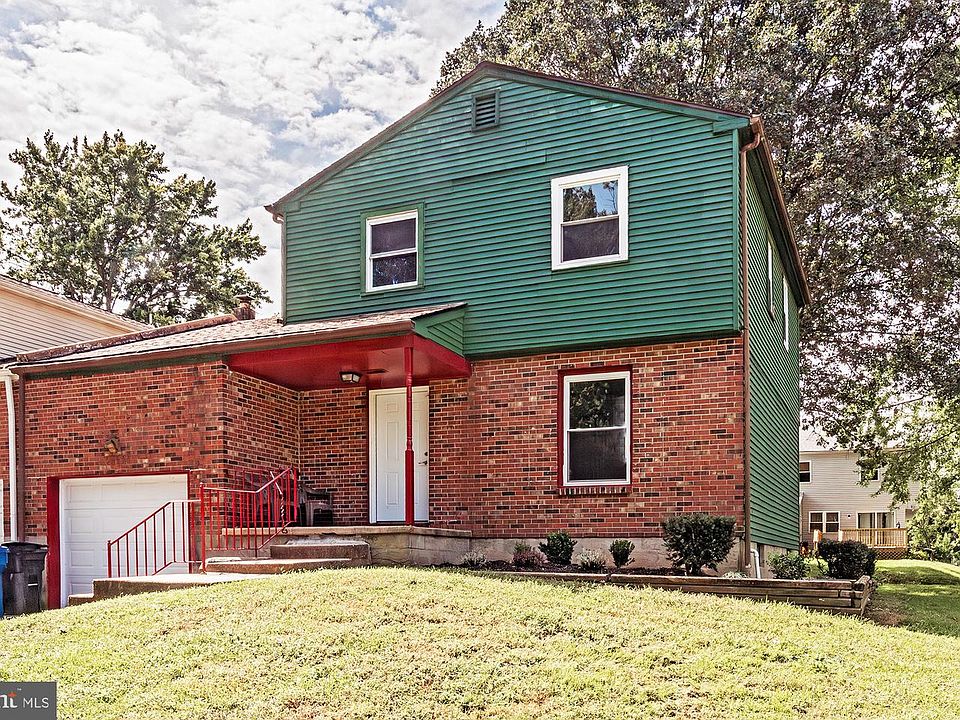 1st image of 52 Greenbridge Dr