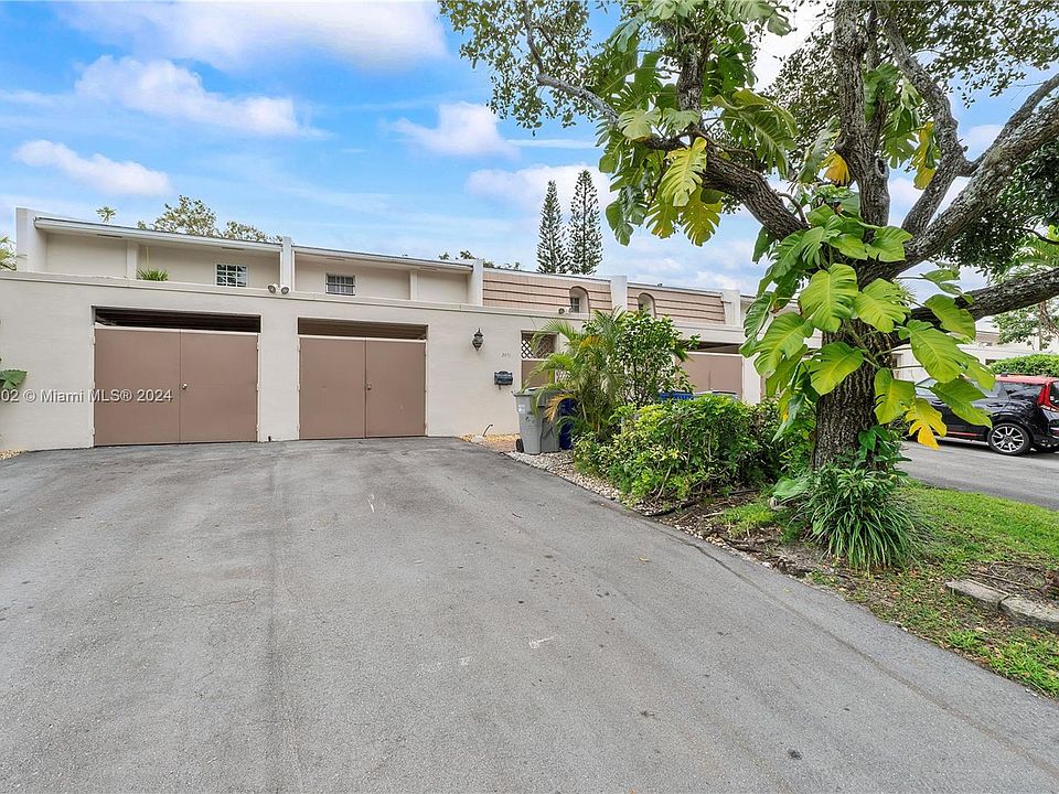 1st image of 3071 N Palm Aire Dr #3071