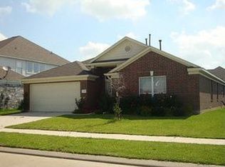 8306 Fennel Dr, Baytown, TX 77521