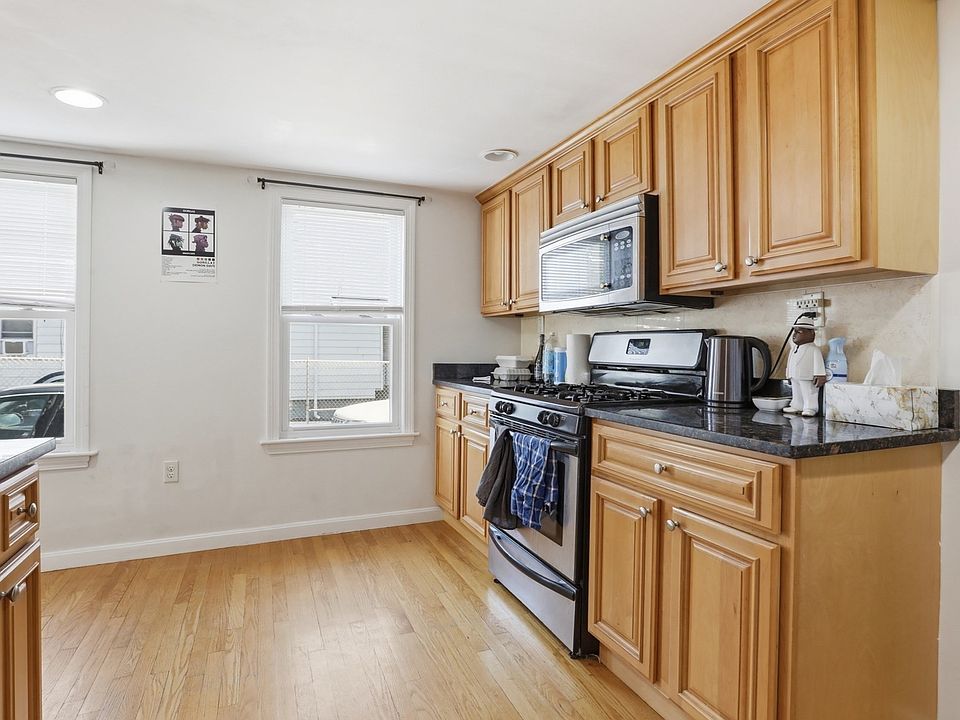 1st image of 291 Broadway #2