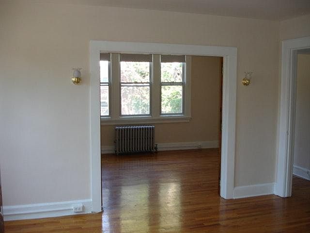 1st image of 19 Barnett St