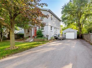 1088 Truman Ave, Oakville, ON L6H 1Y6