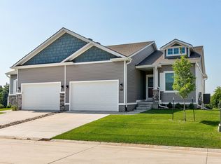 8932 Mockingbird Dr, West Des Moines, IA 50266