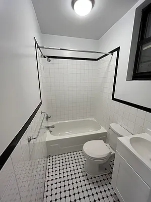 Rented by Oxford Property Group | media 12