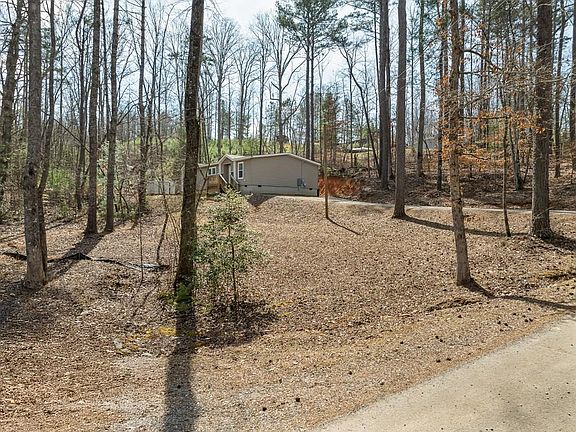 2nd image of 172 Rose Wood Ln