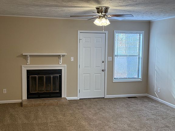 4th image of 149 Villa Dr