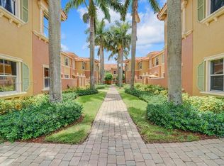 729 SW 107th Ave #2209, Pembroke Pines, FL 33025