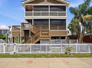 19105 Whispering Pines Dr, Indian Shores, FL 33785
