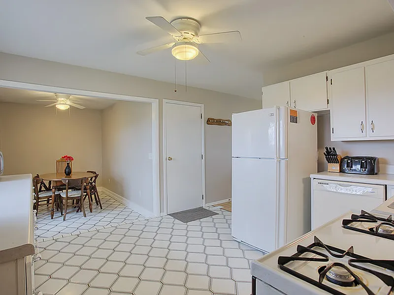 Thumbnail 10