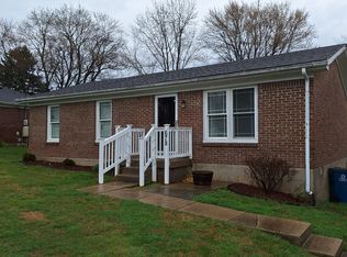 678 Aqua Shores Dr, Shelbyville, KY 40065