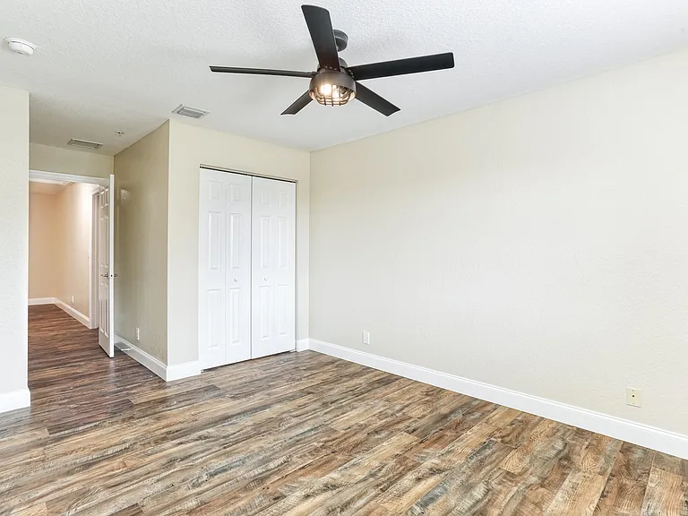 316 SE Bloxham Way — Photo 21