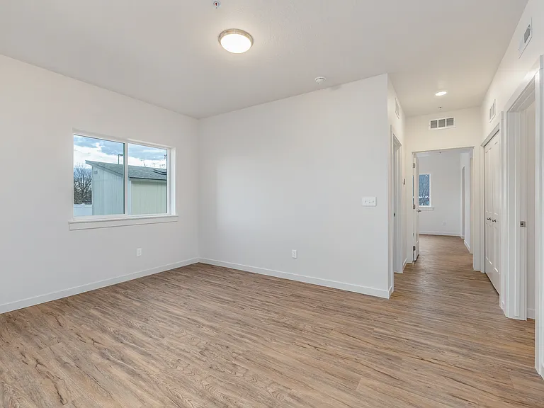Starpointe Logan — Photo 21