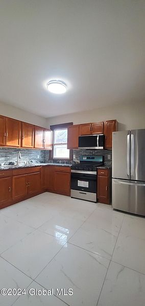 2nd image of 14-16 Mc Crossin Avenue