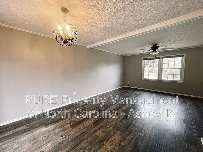 68 Wake Robin Way — Photo 5