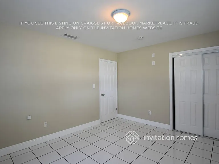 10980 SW 176th St — Photo 8