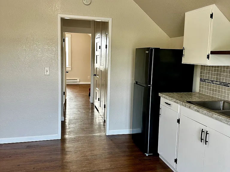 777 G St #6 — Photo 4