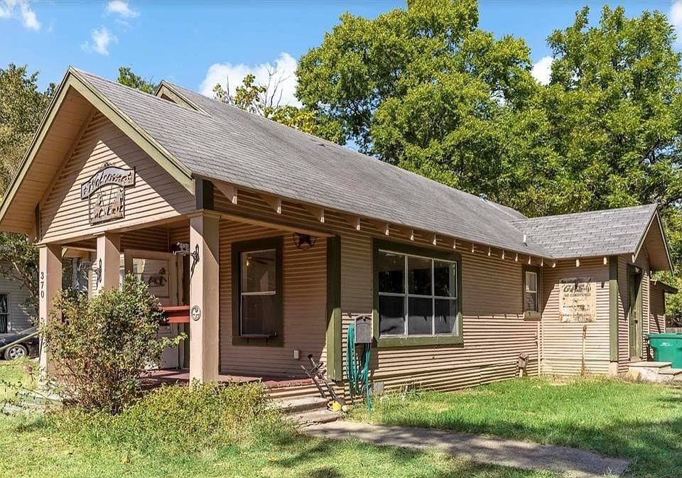 370 Monroe St, Deport, TX 75435 Zillow