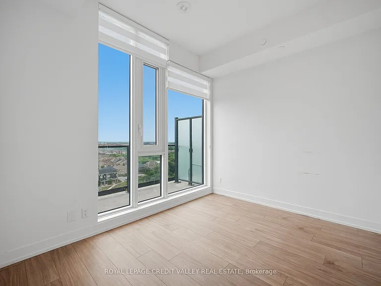 225 Veterans Dr #1201 — Photo 37
