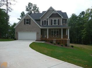 295 Hilo Rd, Fayetteville, GA 30215