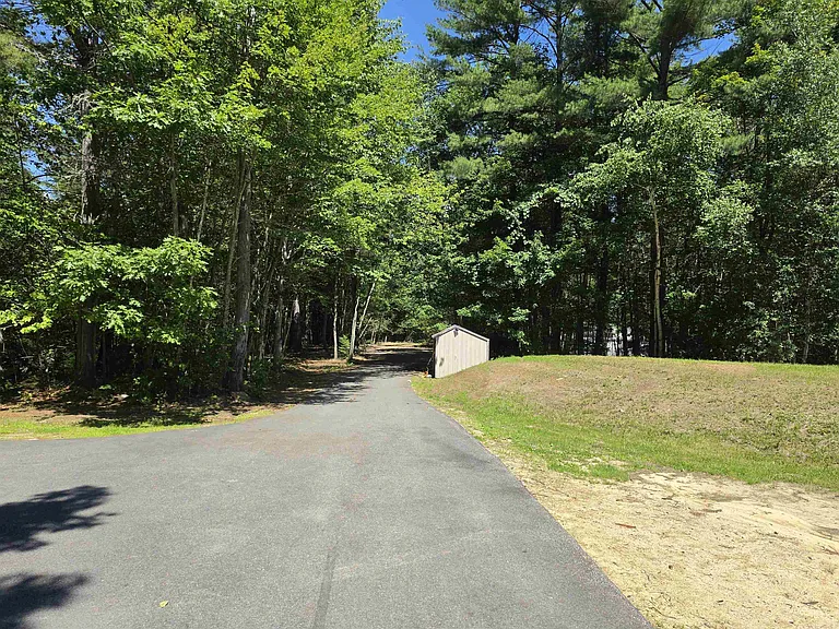 1890 Franklin Pierce Hwy — Photo 23