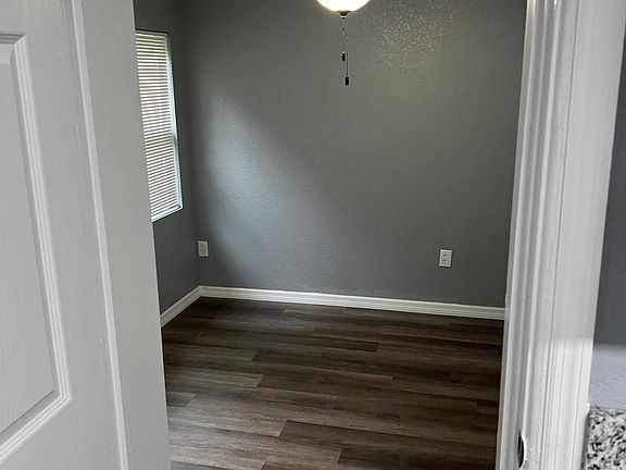 5th image of 1704 Bush Ave