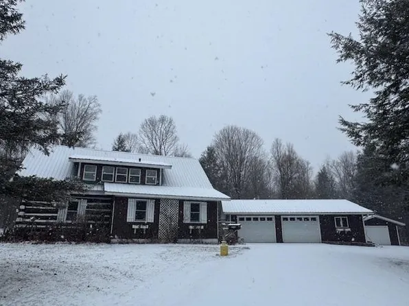 W2430 Simmons Rd, White Lake, WI 54491