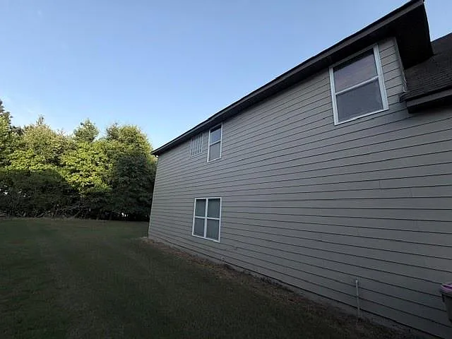 1020 Capstone Ct — Photo 3