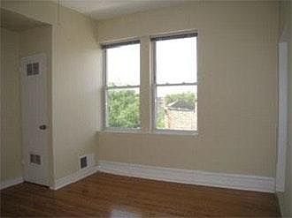 3rd image of 2313 N Albany Ave #2F