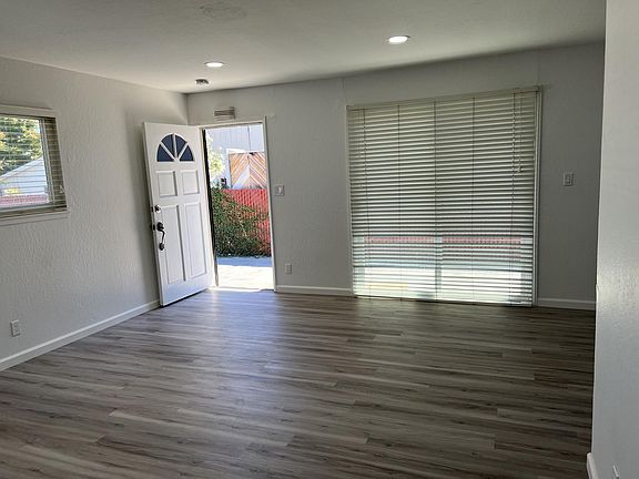 4th image of 140 N 33rd St #140B