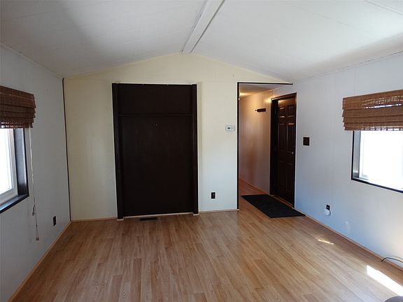 2nd image of 2307 Dixon Ave