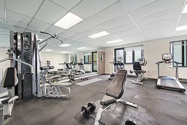 Rented by The Agency | media 9