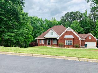 65 Mockingbird Ln, Oxford, GA