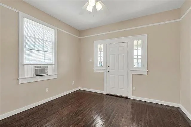 2 bed, 1.0 bath, 840 sqft, $1,275 — Photo 4
