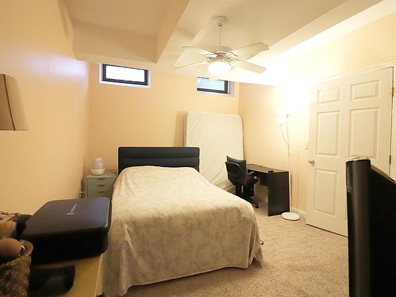 5th image of 1090 Beacon St #G-03