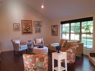 5223 N Chalet Ct, Baton Rouge, LA 70808