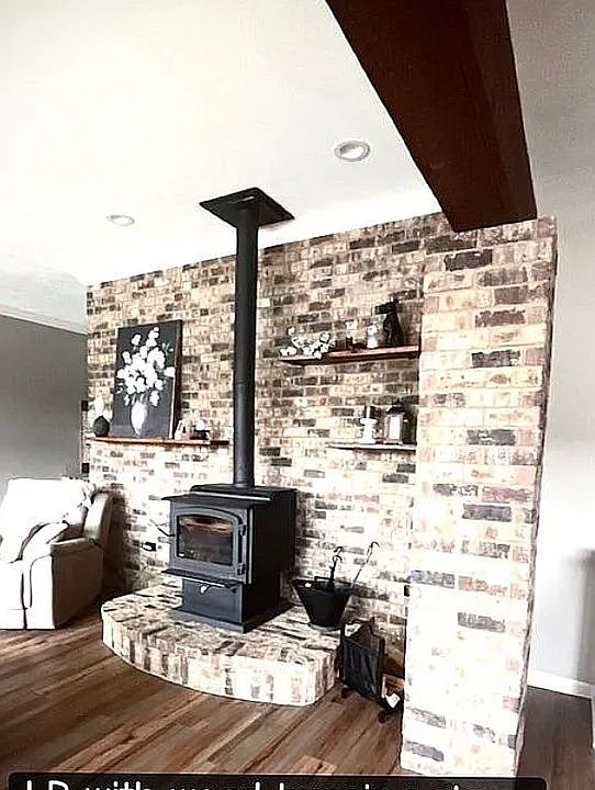 7th image of this home