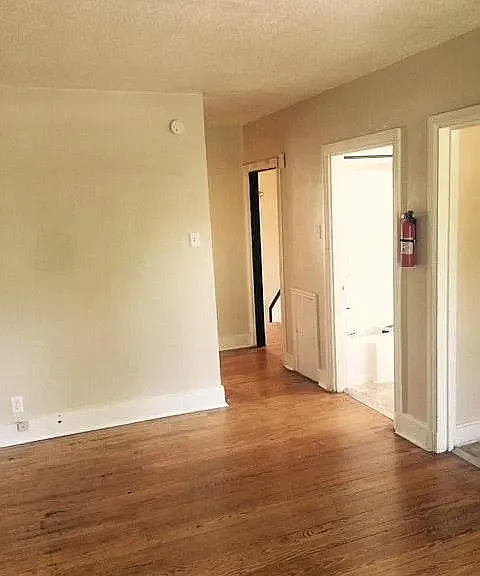 28 E High St #3 — Photo 7