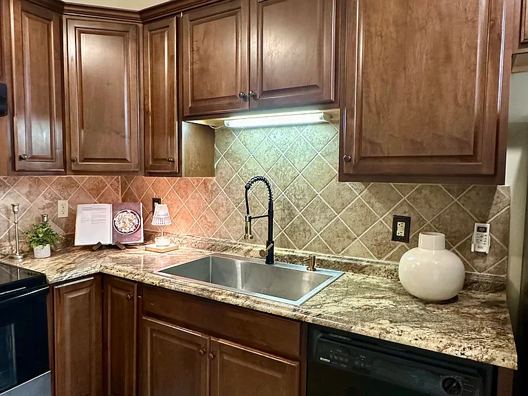 108 E Oklahoma Ave #1/2 — Photo 21
