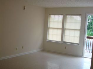 526 Locher Aly APT 205, Louisville, KY 40212