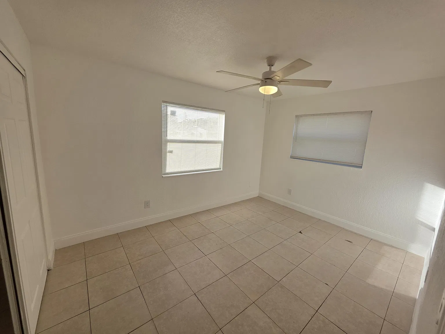 2 bed, 1.0 bath, 750 sqft, $2,000 — Photo 1