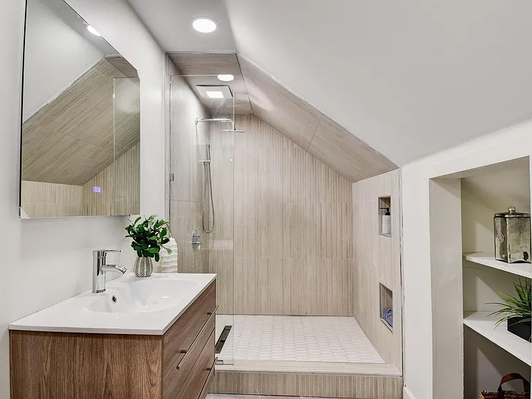 115 E Henry Clay St — Photo 19