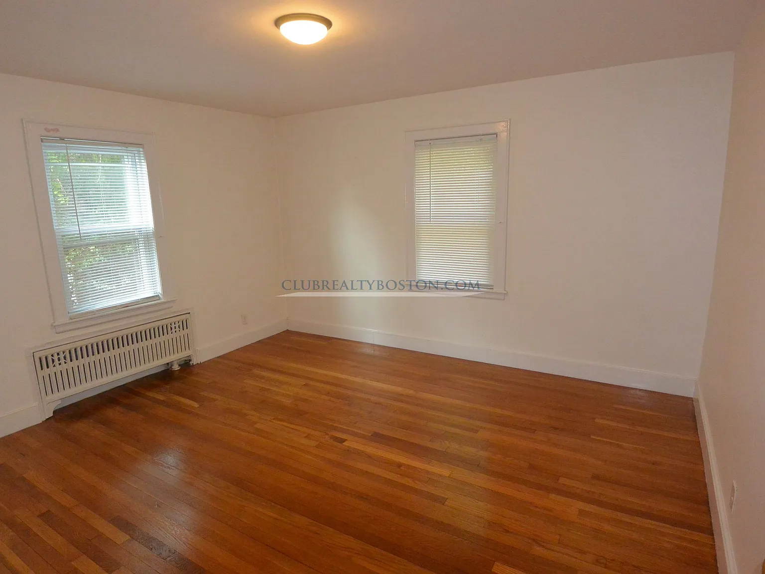 3 bed, 1.0 bath, $3,200 — Photo 3