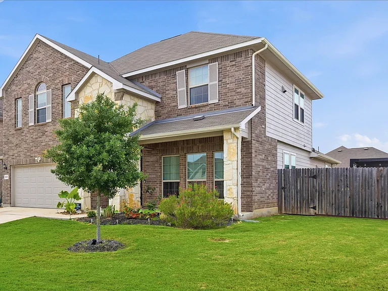 10051 Mulhouse Dr — Photo 2