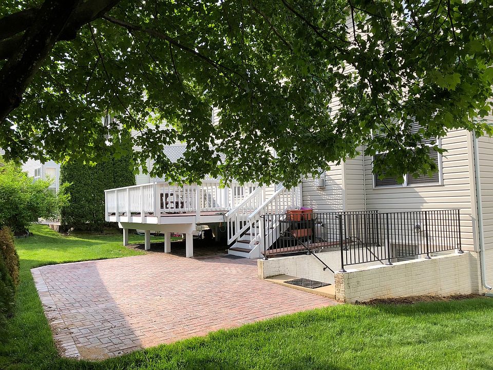 2nd image of 8926 Day Lilly Ct