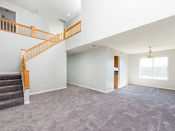 5th image of 1126 Cherry Oak Ln